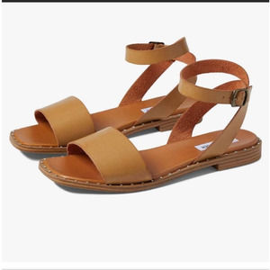 Steve Madden Deedy Studded Sandals Size 8